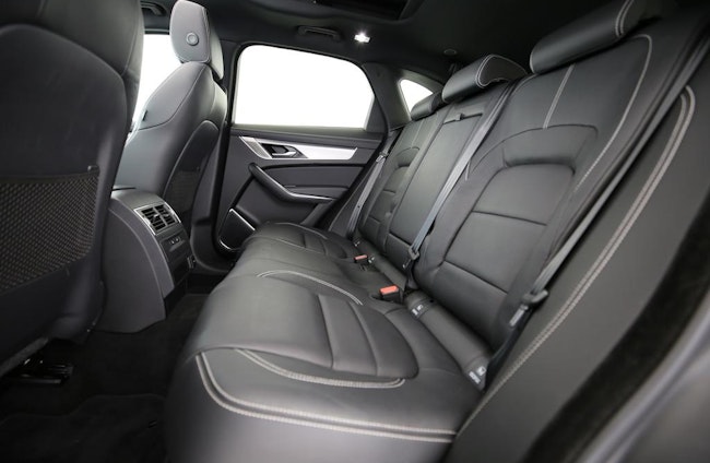 Vehicle image 8 Vehicle image 8