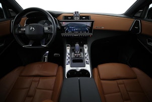 Vehicle image DS AUTOMOBILES DS7 Crossback 1.6 E-Tense So Chic 4x4