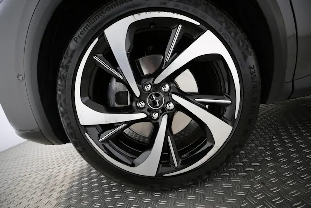 DS Automobiles 7 Crossback 1.6 E-Tense So Chic 4x4