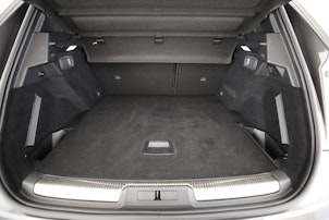 Vehicle image DS AUTOMOBILES DS7 Crossback 1.6 E-Tense So Chic 4x4