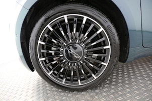 Vehicle image FIAT 500 Cabrio La Prima