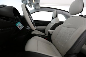 Vehicle image FIAT 500 Cabrio La Prima