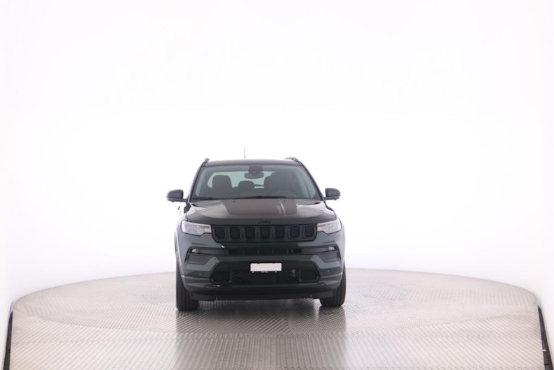 Vehicle image JEEP COMPASS