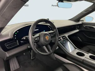 Porsche Taycan Turbo