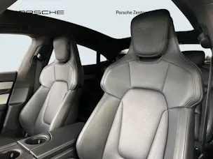 Porsche Taycan Turbo