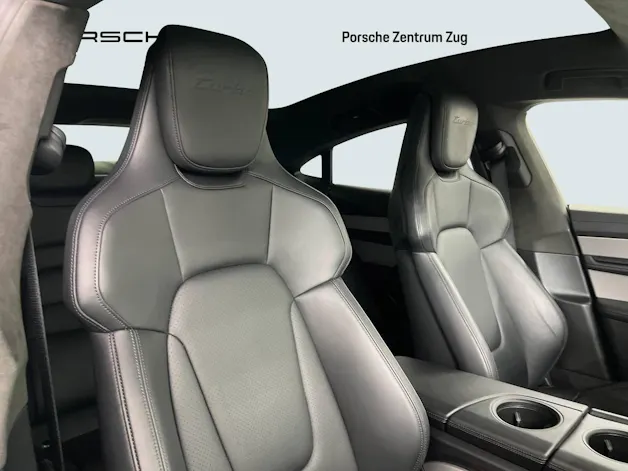 Porsche Taycan Turbo