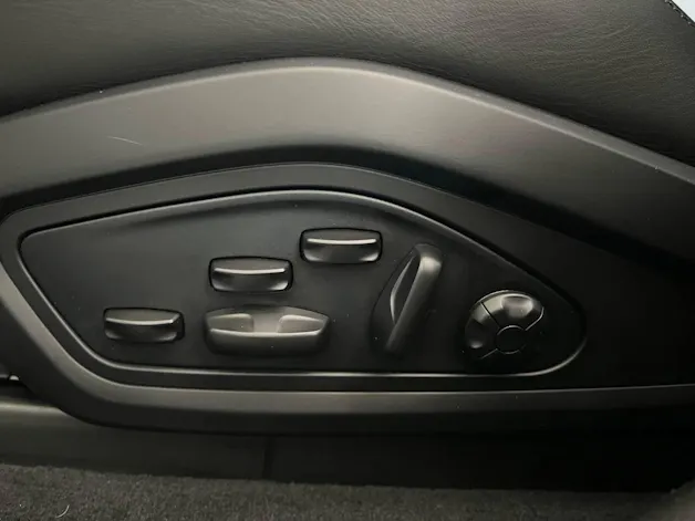 Porsche Taycan Turbo