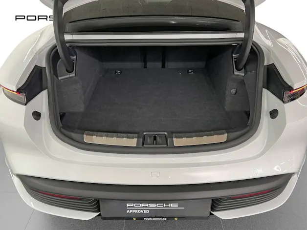 Porsche Taycan Turbo