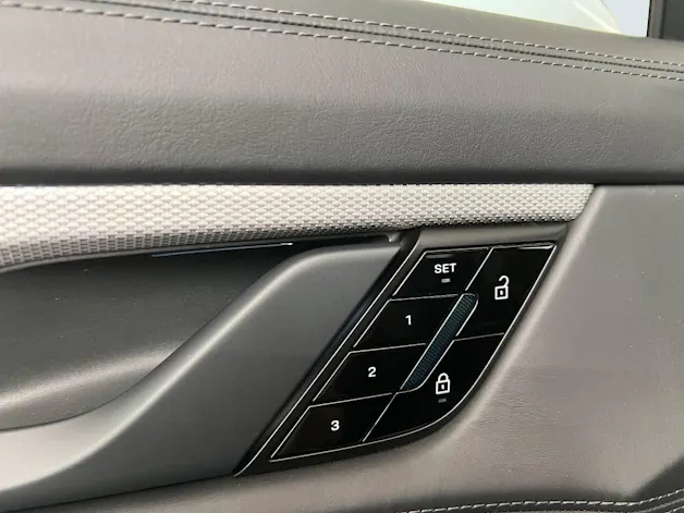 Porsche Taycan Turbo