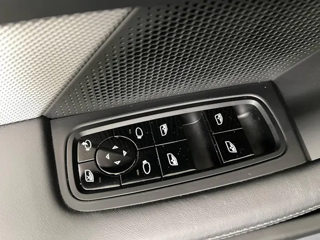 Porsche Taycan Turbo