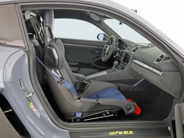 Porsche 718 Cayman GT4 RS