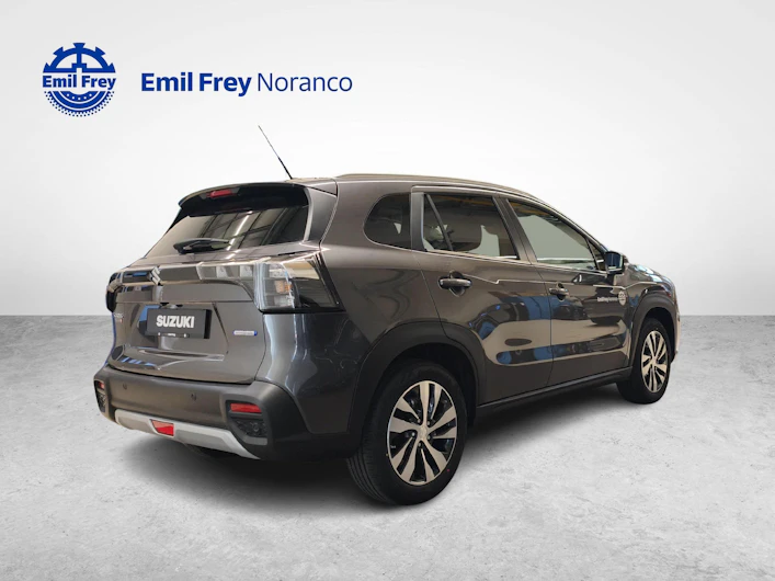 Fahrzeugbild SUZUKI S-CROSS