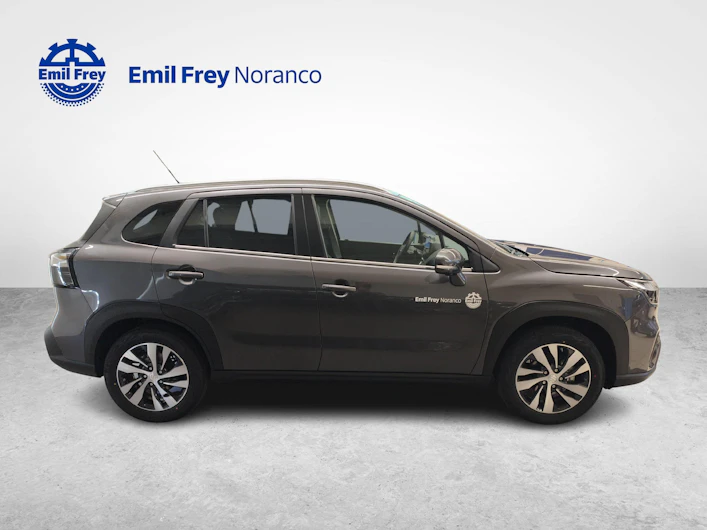 Fahrzeugbild SUZUKI S-CROSS