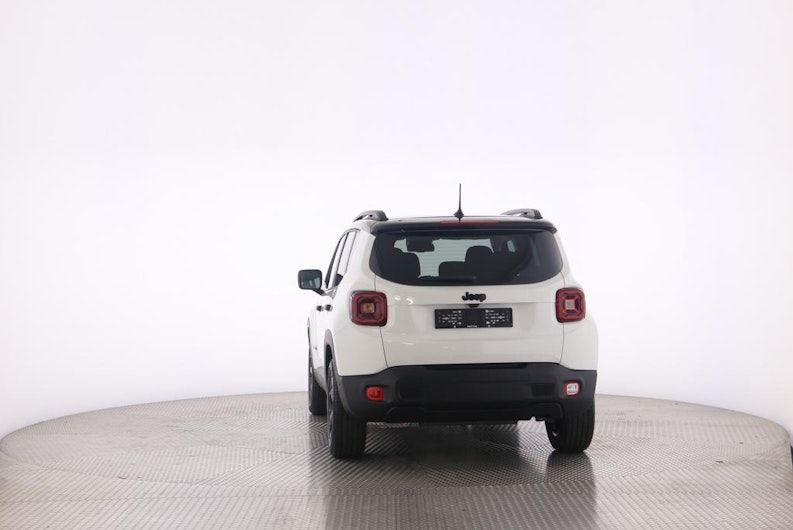 Vehicle image JEEP RENEGADE
