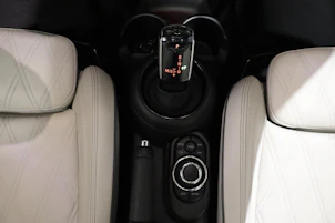 image du véhicule MINI Mini F55 2.0i Cooper S SDKG