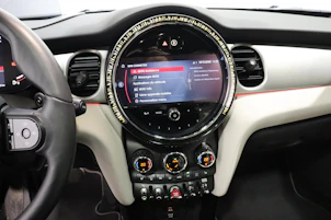 image du véhicule MINI Mini F55 2.0i Cooper S SDKG