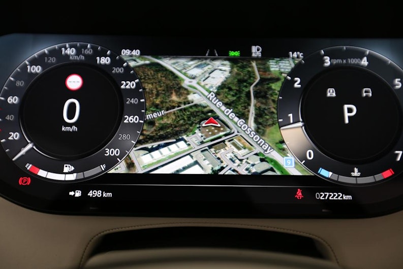 Vehicle image LAND ROVER RANGE ROVER