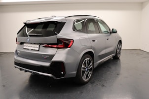 Vehicle image BMW iX1 30 xDrive