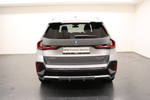 Vehicle image BMW iX1 30 xDrive