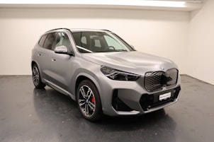 Vehicle image BMW iX1 30 xDrive