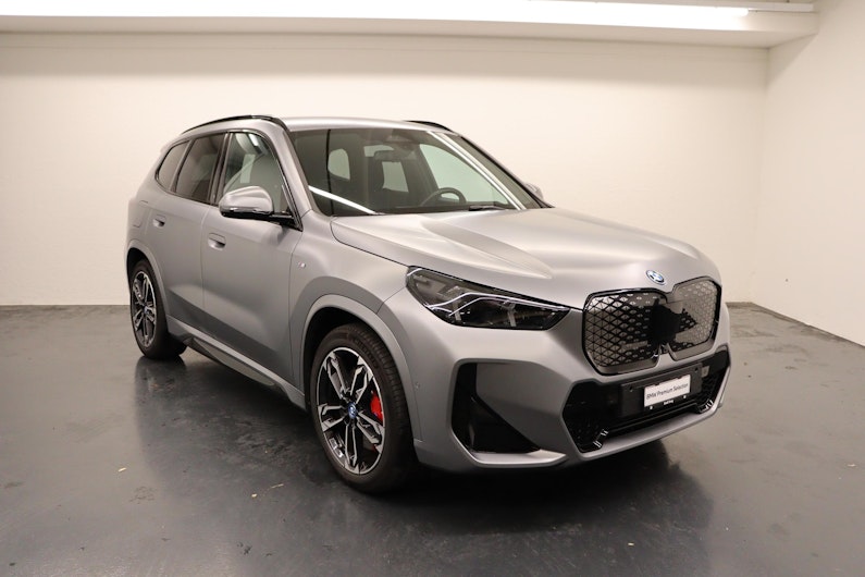 Vehicle image BMW iX1