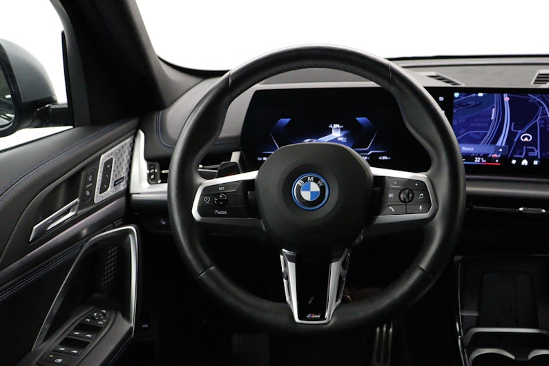 Vehicle image BMW iX1