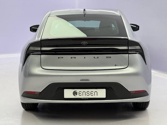 Vehicle image 3 Vehicle image 3