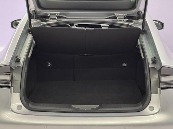 Vehicle image 10 Vehicle image 10