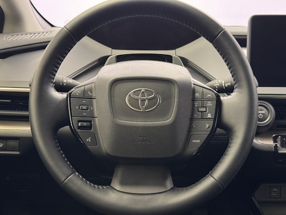 Vehicle image 12 Vehicle image 12