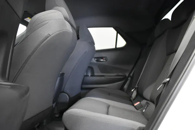 Toyota C-HR 2.0 PHEV Swiss Edition - Ruote invernali e Servizi inclusi