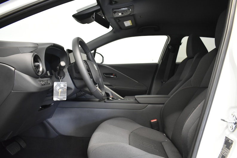 Vehicle image TOYOTA C-HR