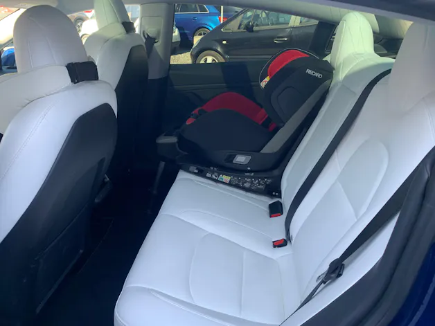 Tesla Model 3 Long Range D