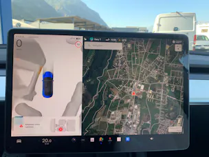 Tesla Model 3 Long Range D