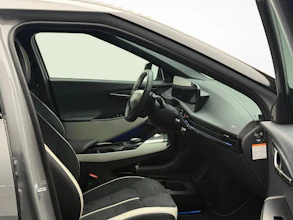 https://vehicle.imgix.net/4055037/6748f9d7-8a11-491f-b6d8-39a112692a10.jpg