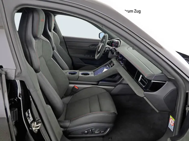 Porsche Taycan GTS Sport Turismo