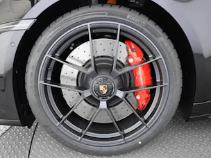 Porsche 911 Carrera GTS