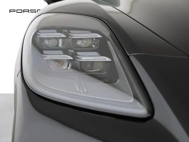 Porsche Panamera 4 E-Hybrid