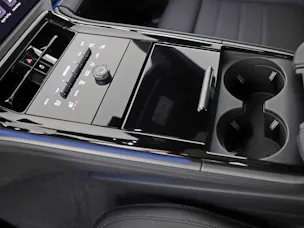 Porsche Panamera 4 E-Hybrid