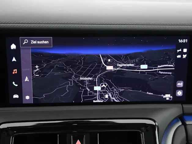Porsche Panamera 4 E-Hybrid