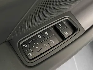 Porsche Taycan 4 Cross Turismo
