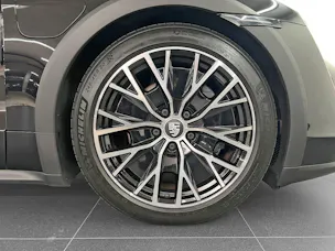 Porsche Taycan 4 Cross Turismo