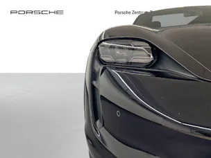 Porsche Taycan 4 Cross Turismo