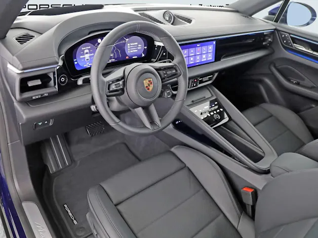 Porsche Macan 4