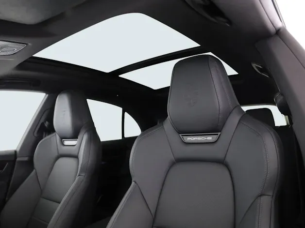 Porsche Macan 4