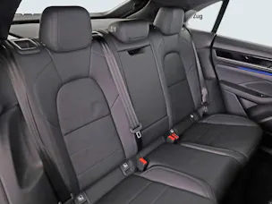 Porsche Macan 4