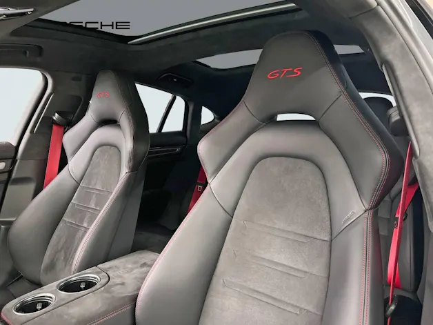 Porsche Panamera GTS