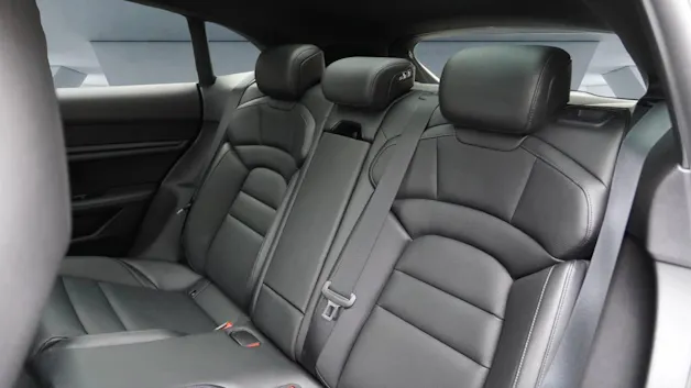 Porsche Taycan 4S Cross Turismo
