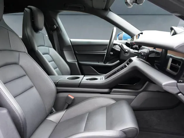 Porsche Taycan 4S Cross Turismo