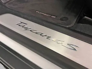 Porsche Taycan 4S Cross Turismo
