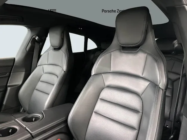 Porsche Taycan 4S Cross Turismo